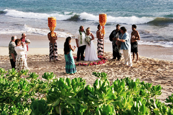 Traditional Hawaiian Wedding