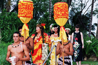 Traditional Hawaiian Wedding