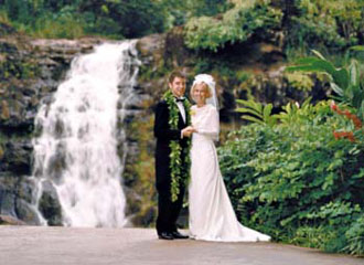 Waimea Falls Wedding